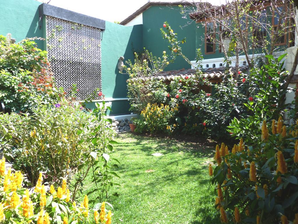 Hotel Casa Del Parque By Ahs Antigua Exteriör bild