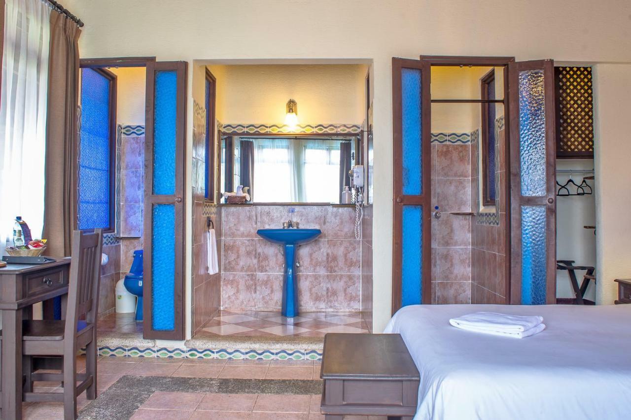 Hotel Casa Del Parque By Ahs Antigua Exteriör bild