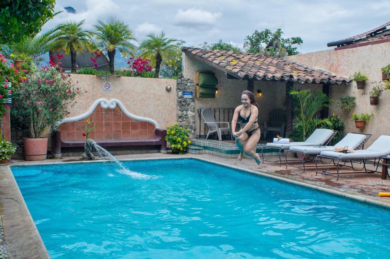Hotel Casa Del Parque By Ahs Antigua Exteriör bild